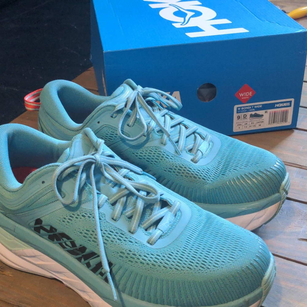 Hoka Bondi size 9 wide